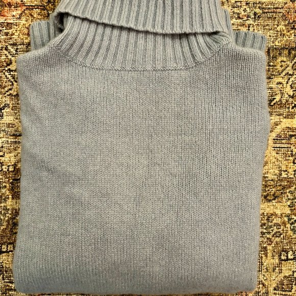 Ralph Lauren Collection Light Blue 100% Cashmere Turtleneck Sweater | Size L - Picture 6 of 7